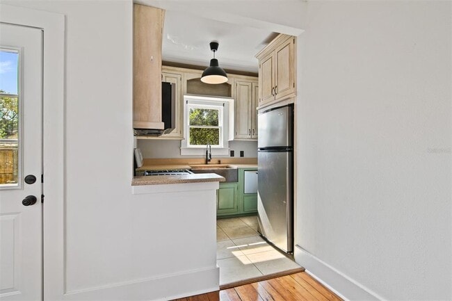 Building Photo - 315 S Prescott St