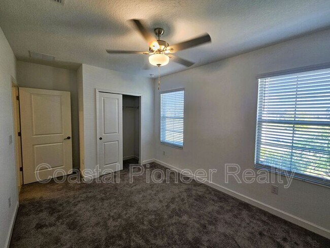 Building Photo - 10980 Gable Dig Lp