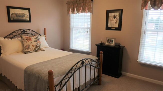 Building Photo - 3 Bedroom 2.5 Home in Christiansburg!