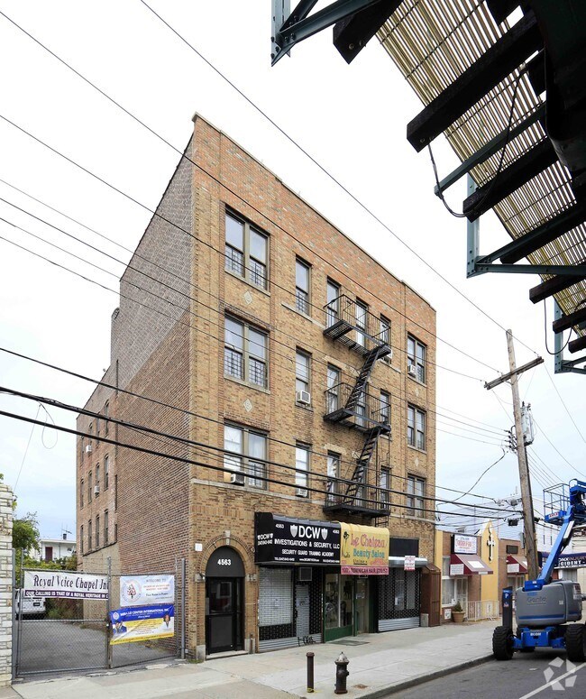 45634567 White Plains Rd 45634567 White Plains Rd Bronx NY 10470