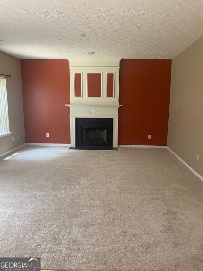 Building Photo - 2017 Dartmoth Way