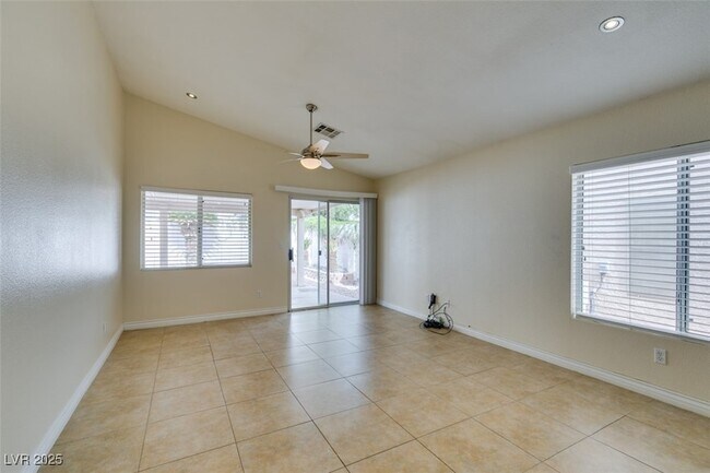 Building Photo - 744 Gritty Garnet Ave