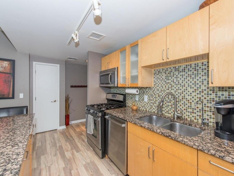 Building Photo - 8161 33rd Ave S