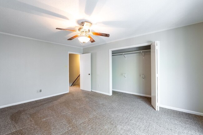 Building Photo - Maumelle Townhouse