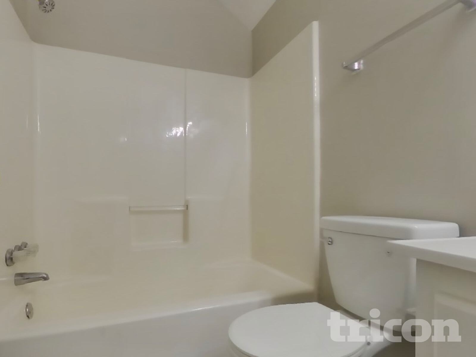 Building Photo - 510 Surveyor Walk