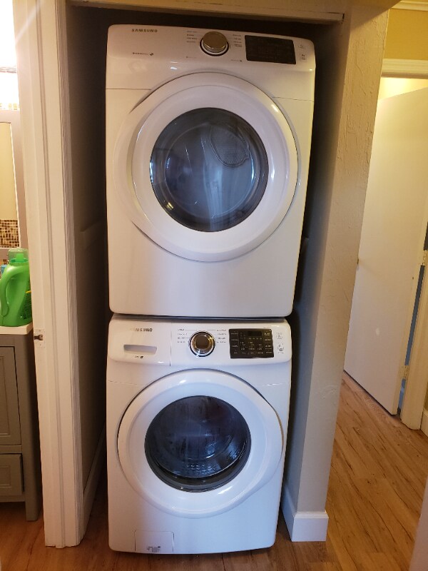 Building Photo - 26560 Southern Pines Dr