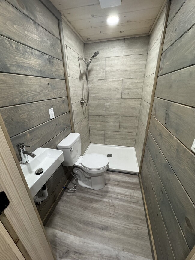 Building Photo - "Charming 1-Bedroom Retreat in Valley Head – Cozy 360 Sq. Ft. Tiny House!"