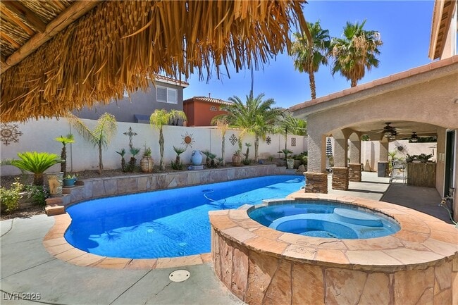 Building Photo - 595 Campus Oaks Ct