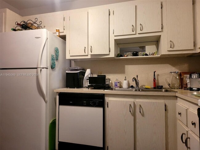 Building Photo - 4832 Esedra Ct