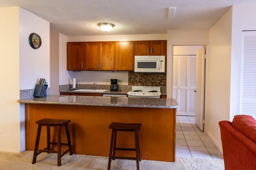 Building Photo - 1778 Ala Moana Blvd