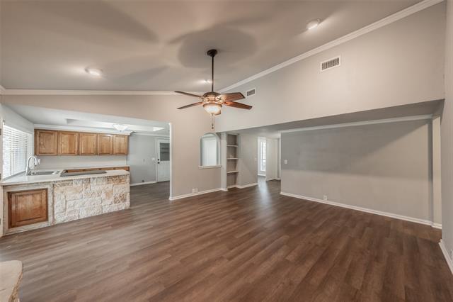 Building Photo - 2890 Elsinor Dr