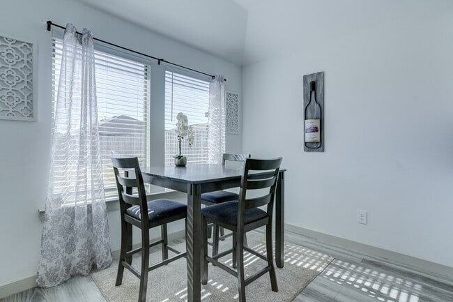 Building Photo - 2323 149th St