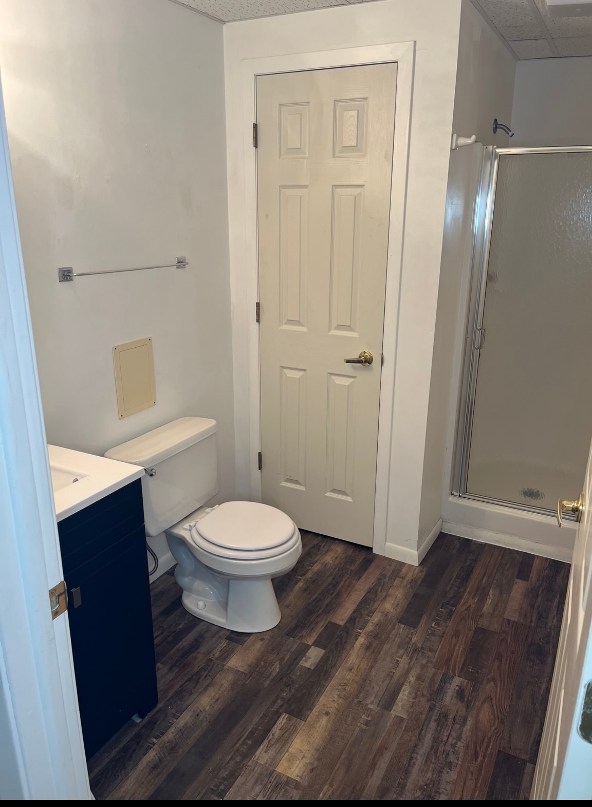 Basement bathroom and Water heater - 813 Stein Ct