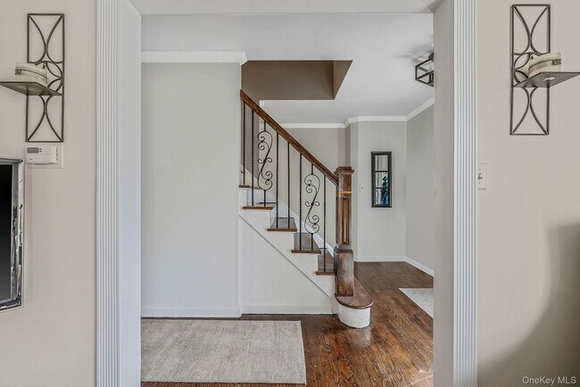 Building Photo - 50 Mole Pl