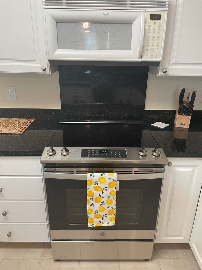 Building Photo - Fully furnished rental in Ko Olina Kai - Available Now - 3 BR / 2 BA