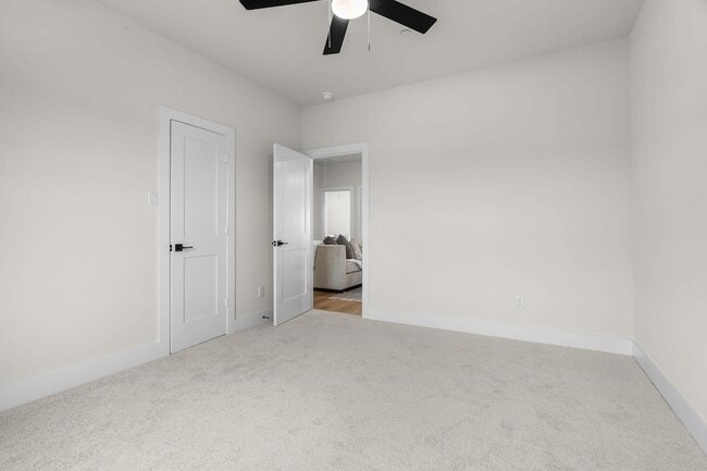 Building Photo - 2340 Alsiddiq Dr