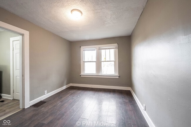 Building Photo - 1344 Burdsal Pkwy