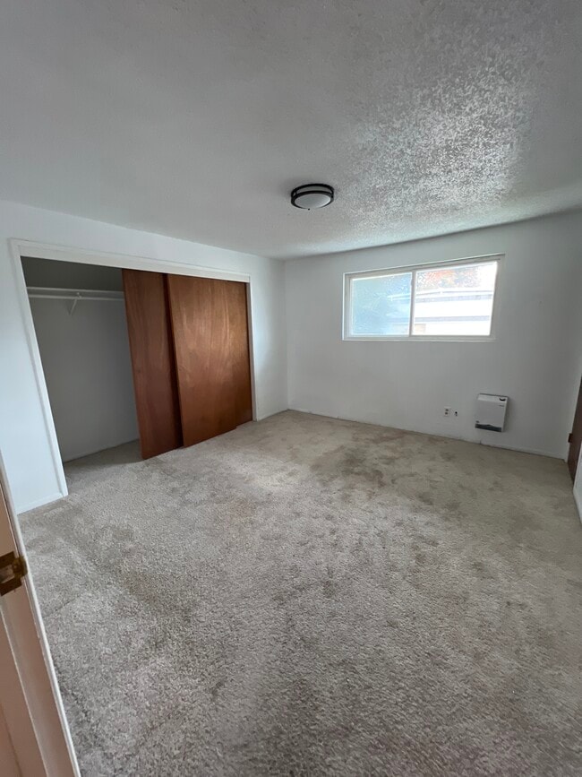 Building Photo - 3901-3912 12th St SW