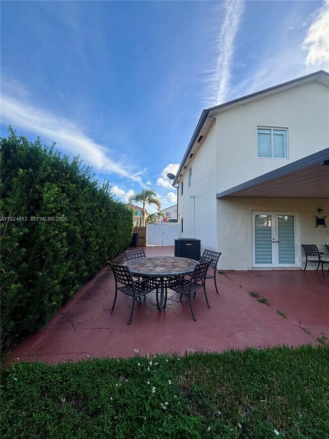 Building Photo - 13765 SW 160th Terrace