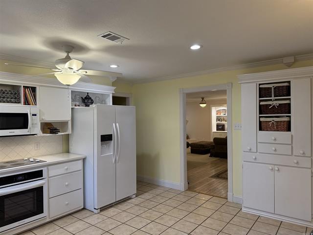 Building Photo - 1115 Salem Rd