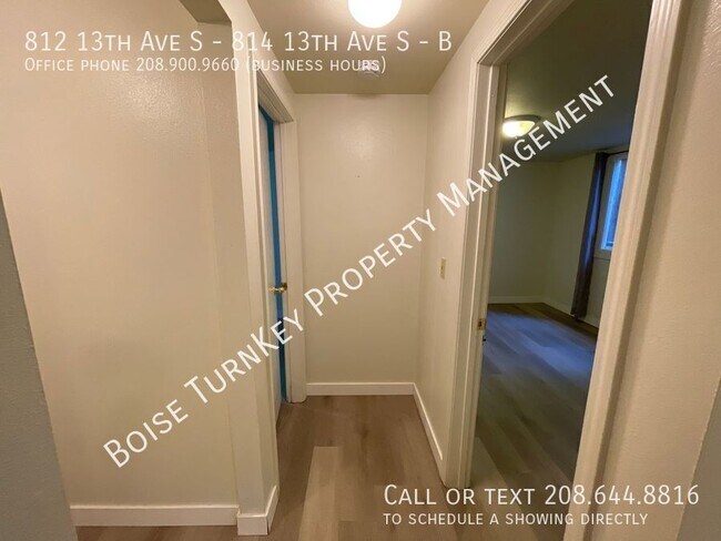 Building Photo - 812 13th Ave S