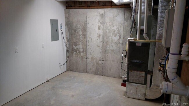 Building Photo - 1 Hamilton St