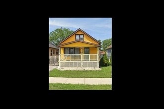 Building Photo - 10146 S Wentworth Ave