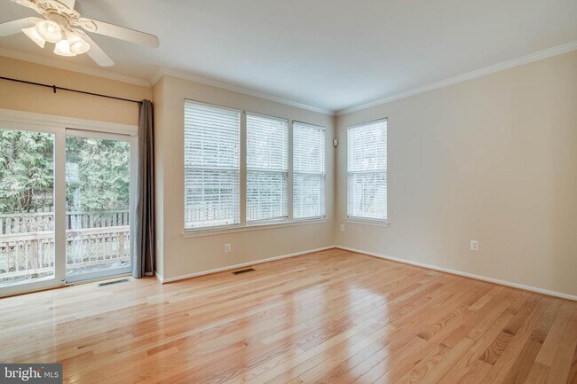 Building Photo - 15704 Renton Ct