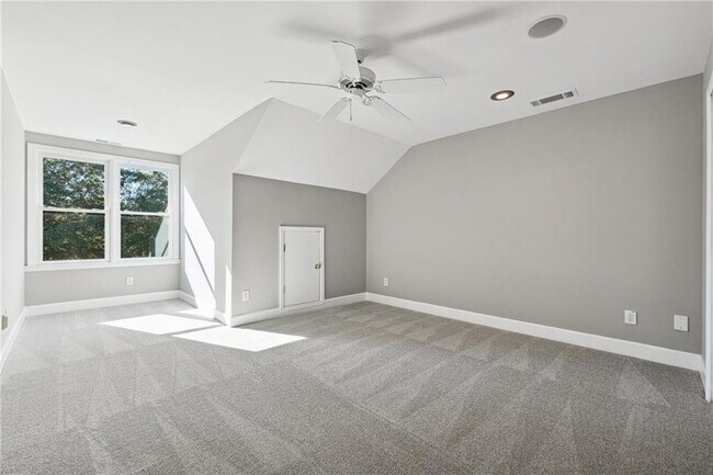 Building Photo - 230 Brookeivey Ln