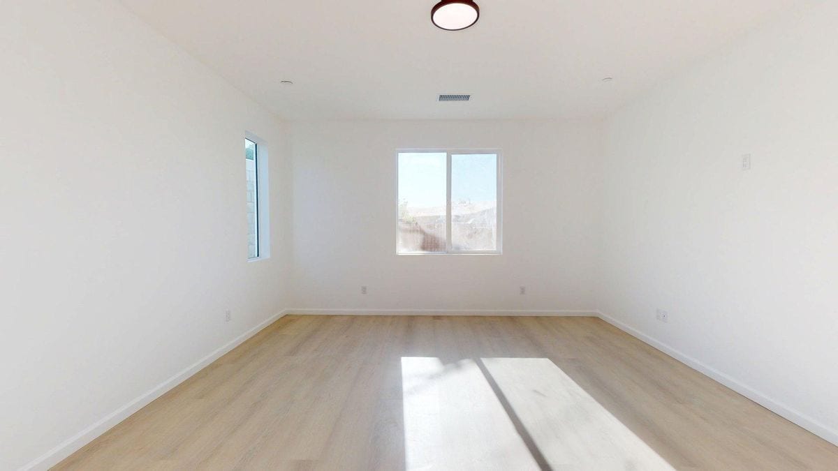 Building Photo - 9850 Mesquite Ave