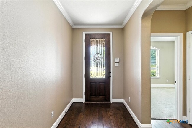 Building Photo - 319 Hunters Hill Dr