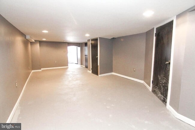 Building Photo - 5532 Market St