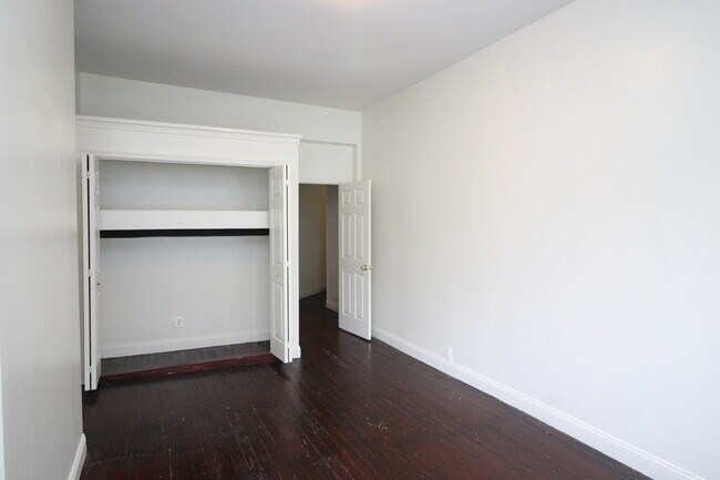 Building Photo - 1708 Linden Ave