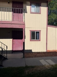 Building Photo - 2852 1/2 Belford Ave
