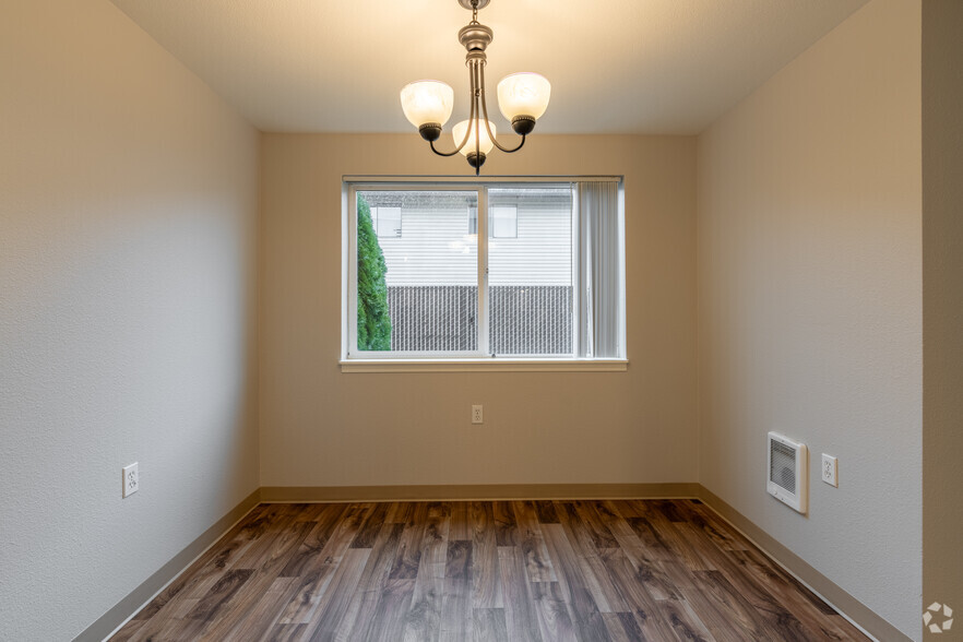 2BR, 1BA - 848SF - Dining Area - Columbia Village Apartments