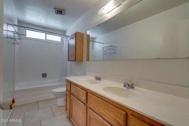 Building Photo - 6-Bedroom Tempe Home with Private Pool, Garage & Prime ASU Location