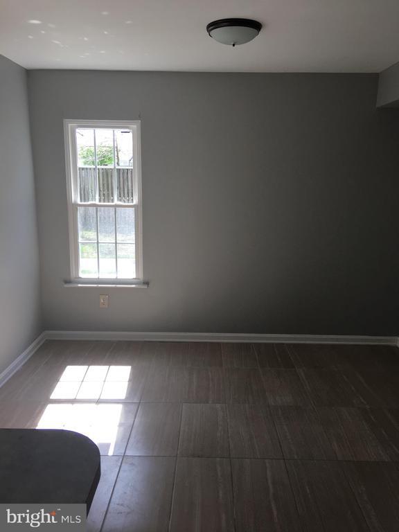 Building Photo - 4070 Bluebird Dr