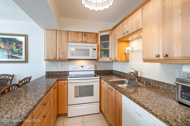 Building Photo - 2020 N Atlantic Ave