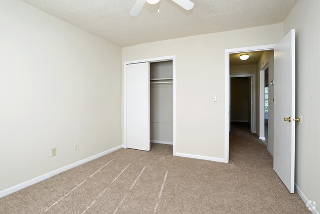 Interior Photo - Lauradale
