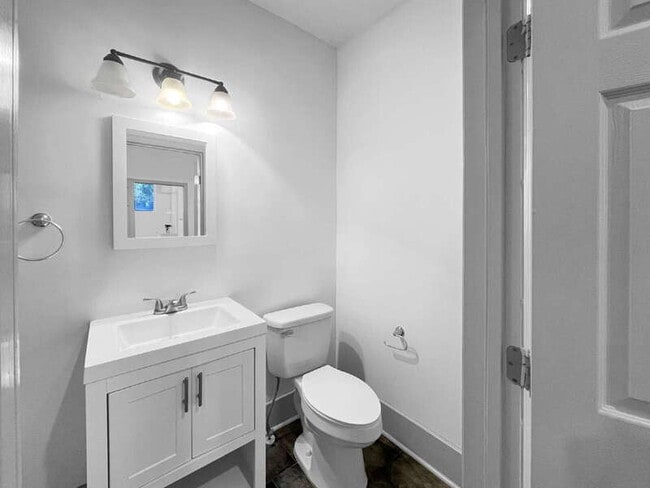 Building Photo - 310 W 42nd St