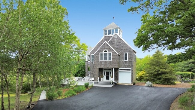 Building Photo - 17 Bourne Point Rd