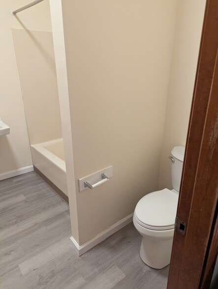 Building Photo - 12 Miles St