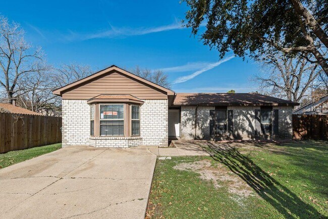 Primary Photo - 4209 Martindale Dr