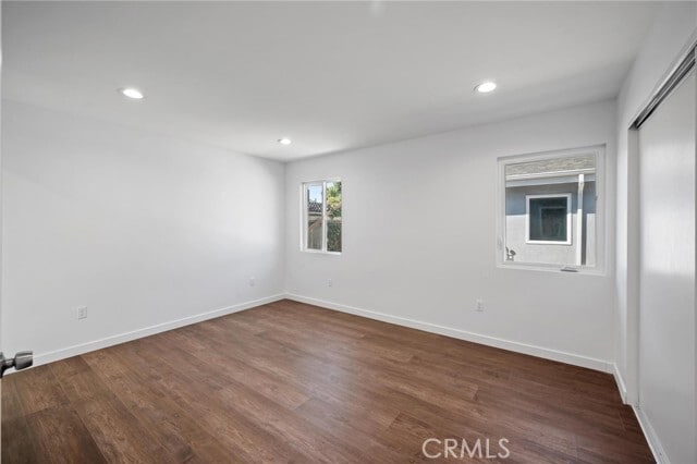 Building Photo - 7445 Balcom Ave