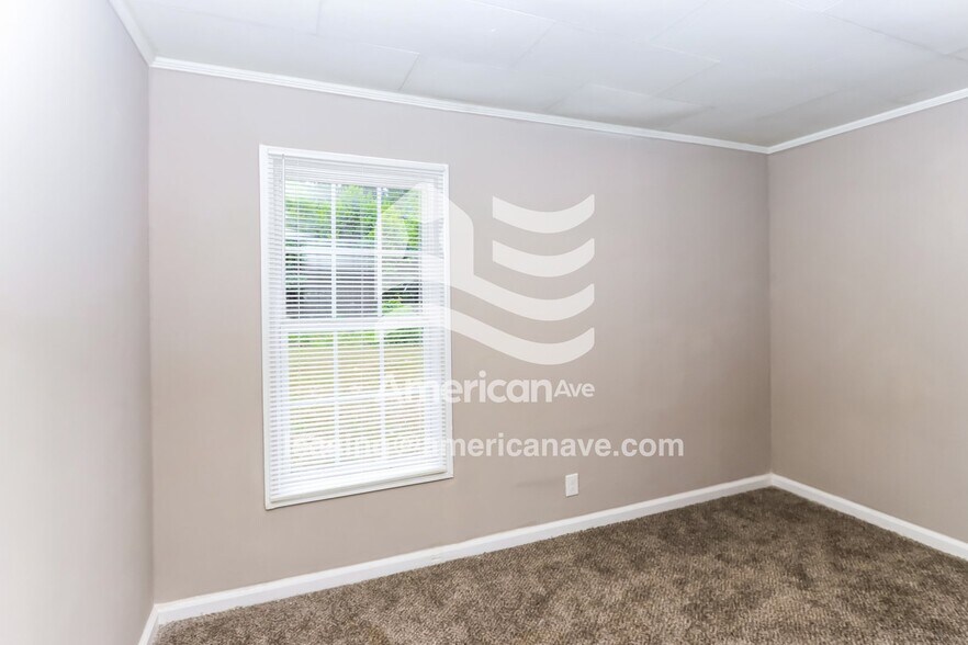 Building Photo - 2914 Alta Vista Ave