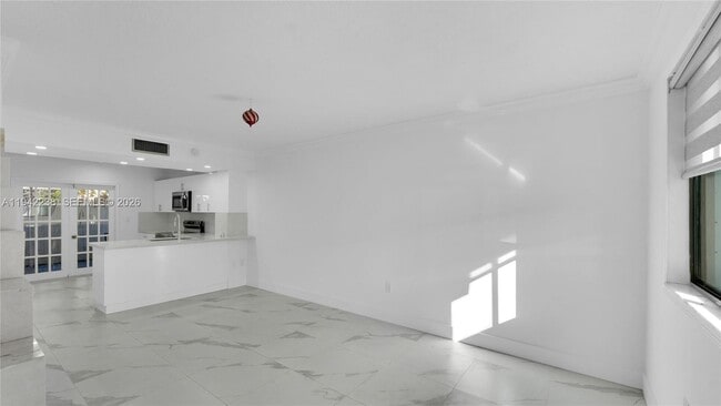 Building Photo - 1917 SW 107th Ave