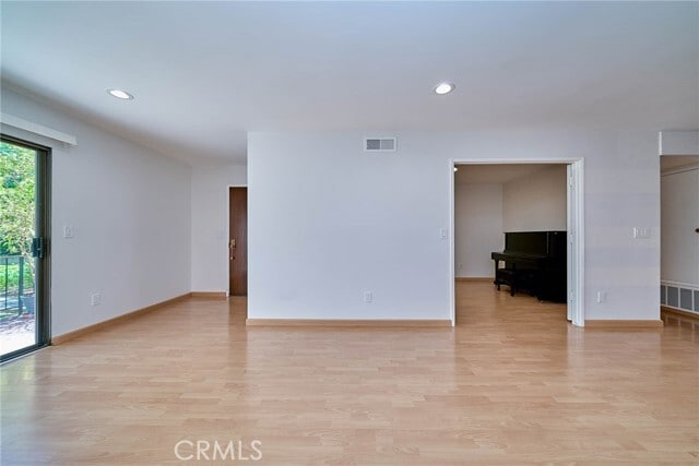 Building Photo - 28114 Ridgepoint Ct