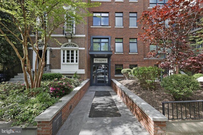 Building Photo - 2225 California St NW