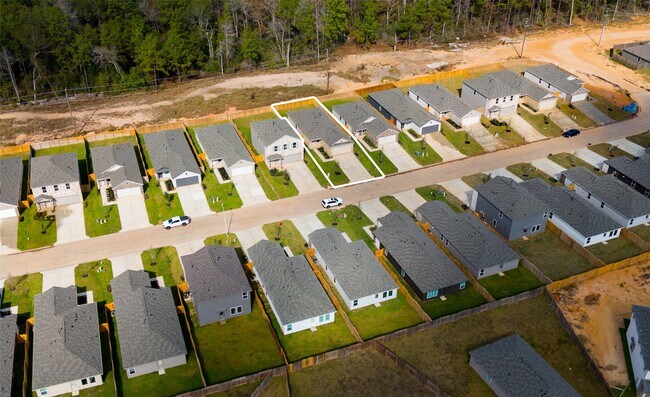 Building Photo - 14873 N Ascot Bnd Cir