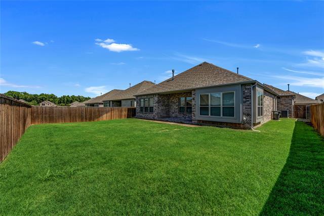 Building Photo - 1233 Carinna Dr